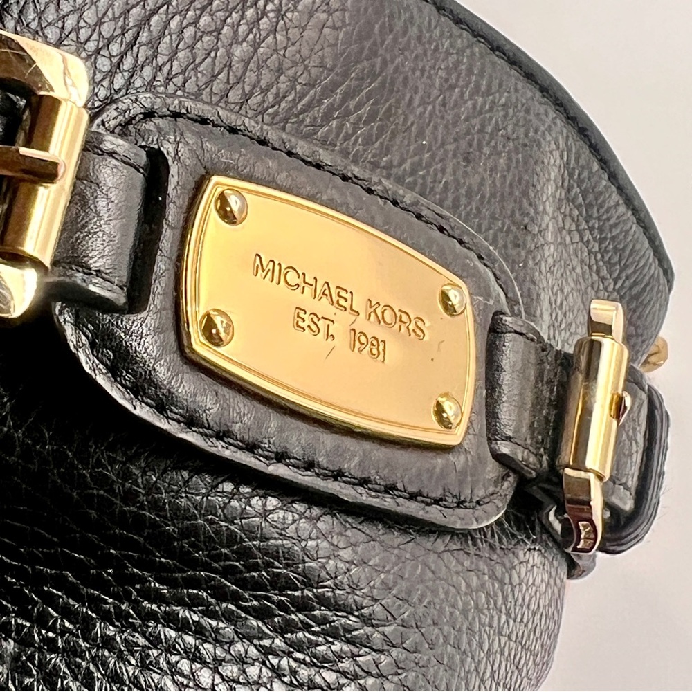 Michael Kors Hamilton Black Pebbled Leather Crossbody Bag - Picture 3 of 11